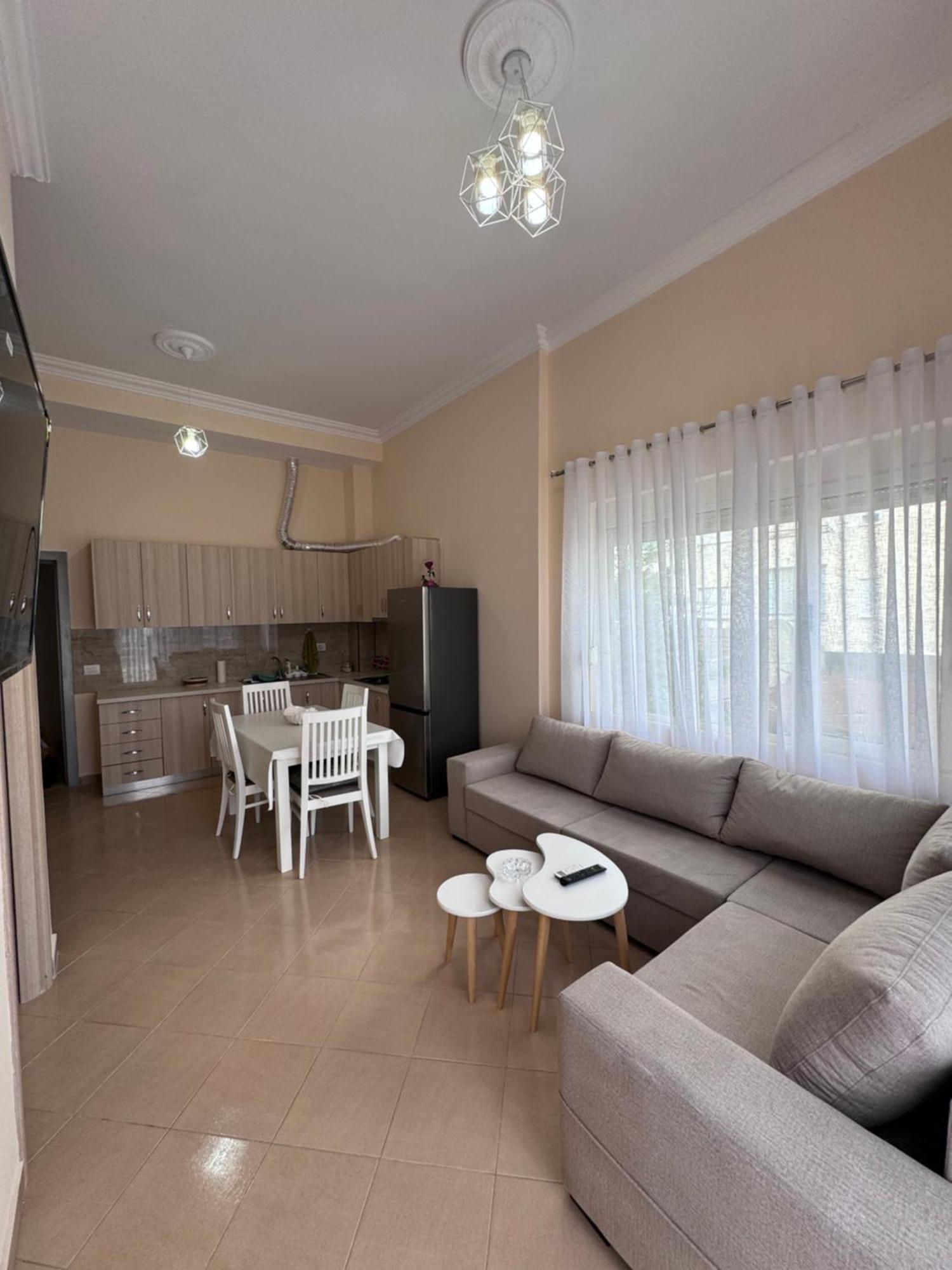 Lovely With Balcony Durrës